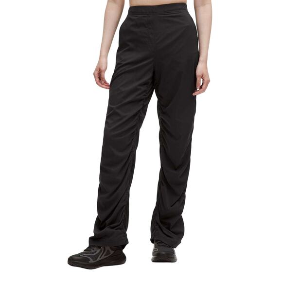 Lululemon Dance Studio Slim-Fit High-Rise Flared Pant Black Women's Size XS NWT - Picture 1 of 12